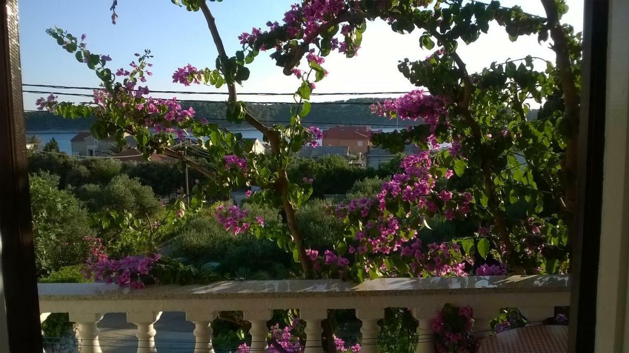 Apartments By The Sea Barbat, Rab - 17620 Barbat na Rabu Esterno foto